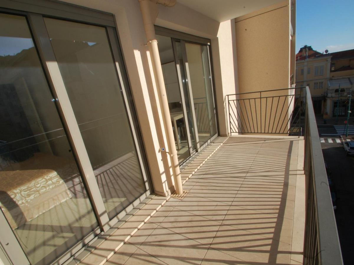 Charmant 2P Moderne Avec Terrasse, Parking Prive, En Plein Centre De Menton, A 2 Pas De La Mer - Fr-1-196-200 Eksteriør billede